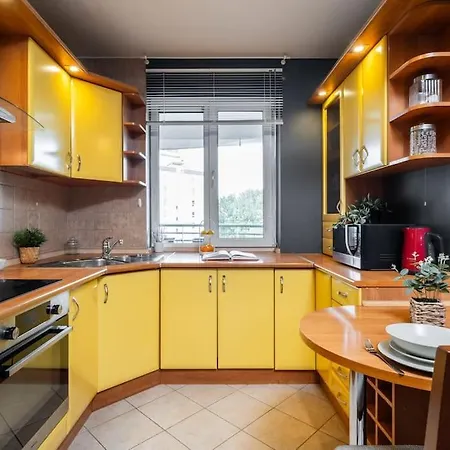 Apartment Superapart Malborska 3 *