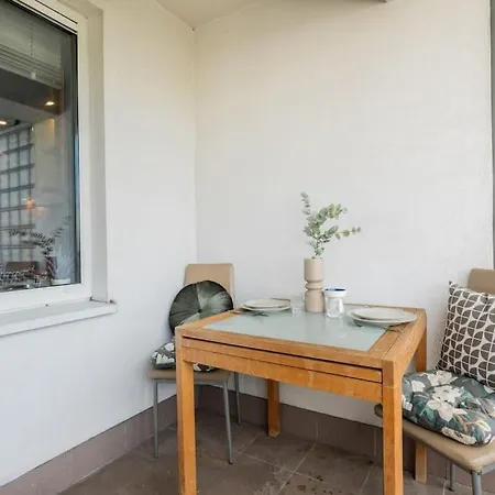 Superapart Malborska 3 * Warszawa