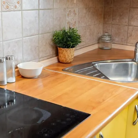 Superapart Malborska 3 Daire Varşova
