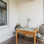 Superapart Malborska 3 * Warszawa